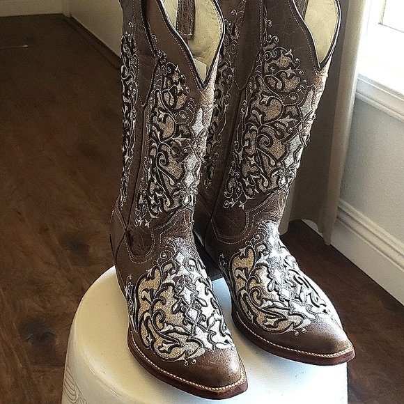 Cowboy boots (vaquero boots) - Picture 1 of 4